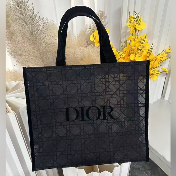 ⚜️Dior Black Mesh Tote with Intricate Pattern GWP ⚜️ - Picture 3 of 3